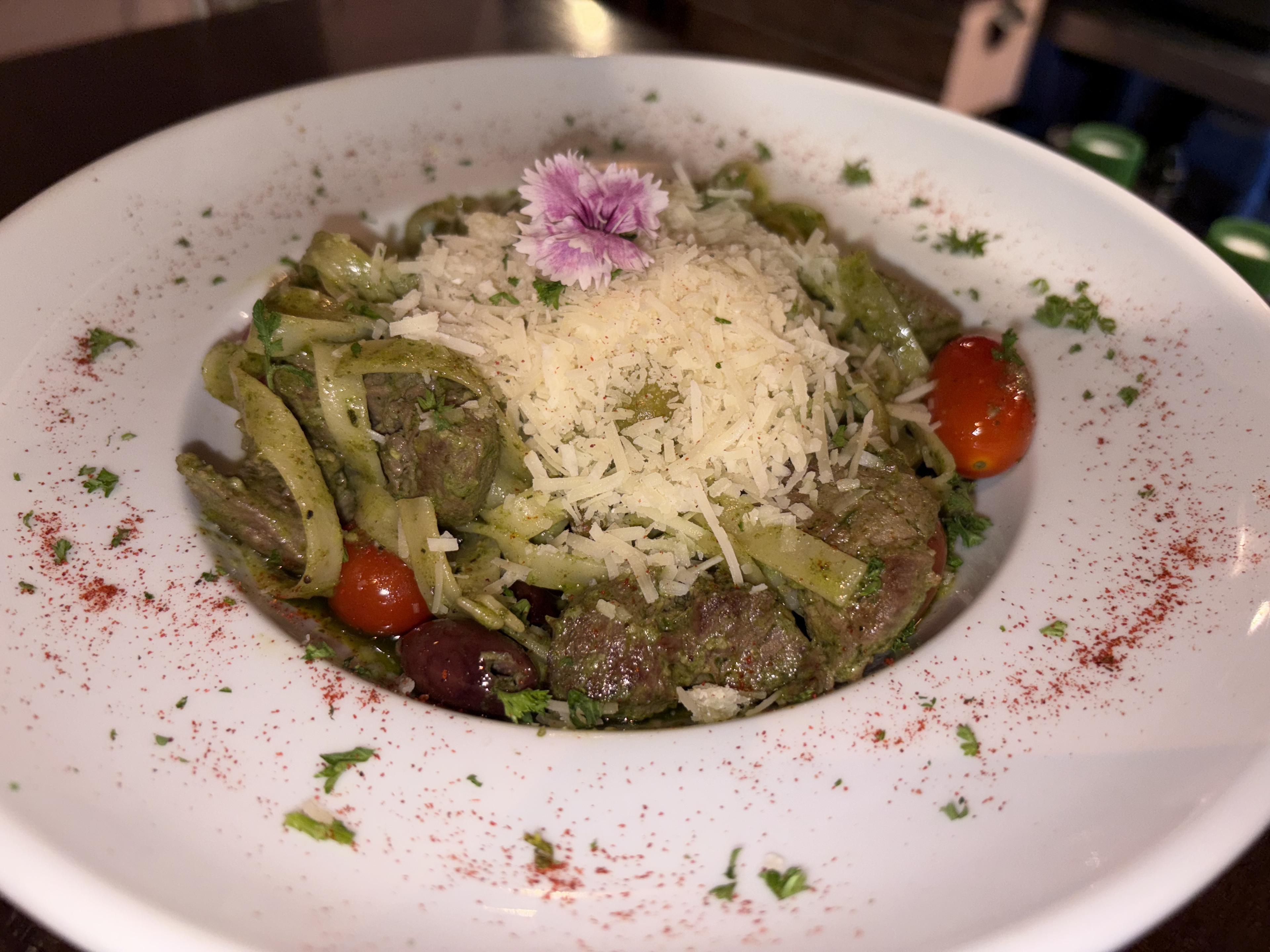 Pasta con Lomito